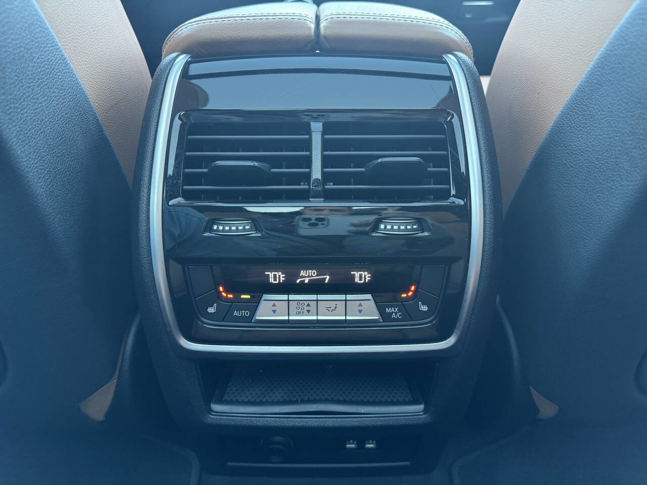 Used 2022 BMW X7 xDrive40i w/ M Sport Package image 18