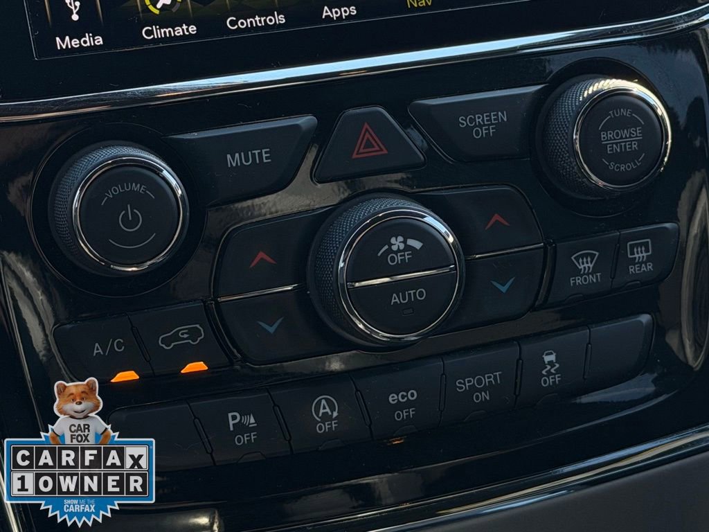 Used 2022 Jeep Grand Cherokee Laredo X image 19