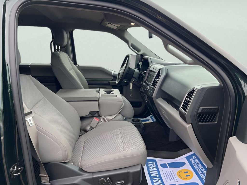 Used 2016 Ford F150 XLT w/ Equipment Group 302A Luxury image 12