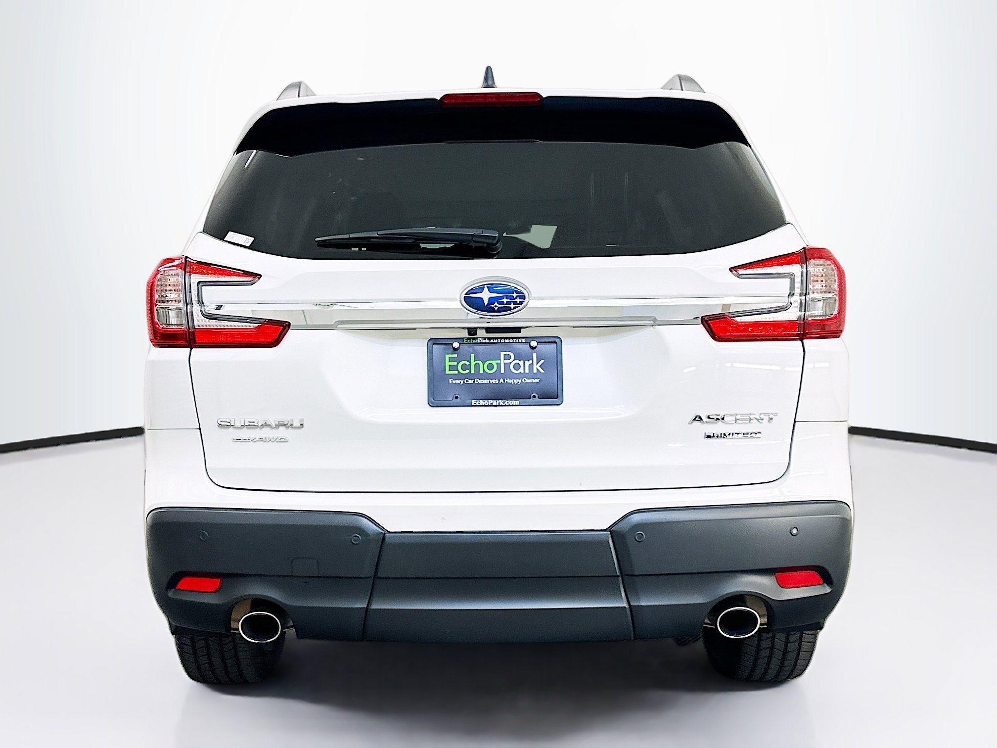 Used 2023 Subaru Ascent Limited w/ Technology Package image 7