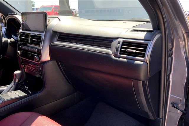 Used 2022 Lexus GX 460 Premium image 16