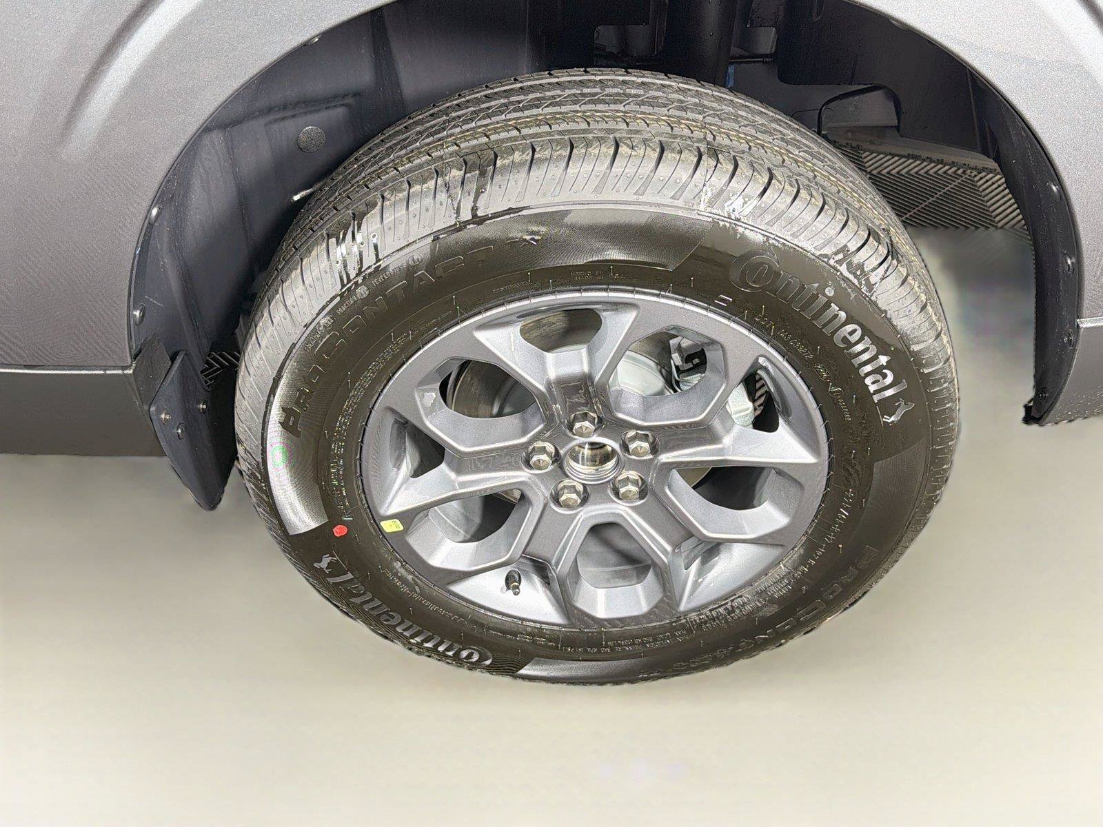 New 2026 Ford Maverick XLT w/ XLT Luxury Package FWD image 35