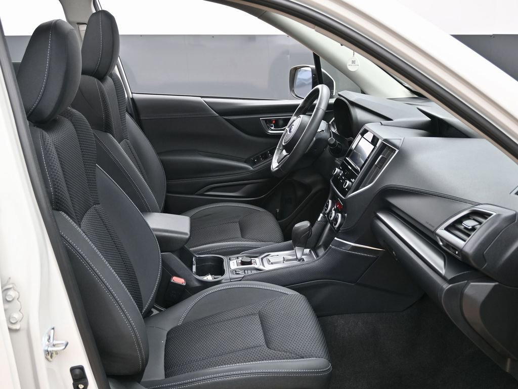 Used 2024 Subaru Forester Premium image 36