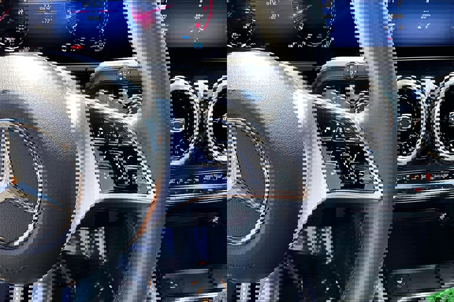 Used 2026 Mercedes-Benz GLA 250 4MATIC image 24