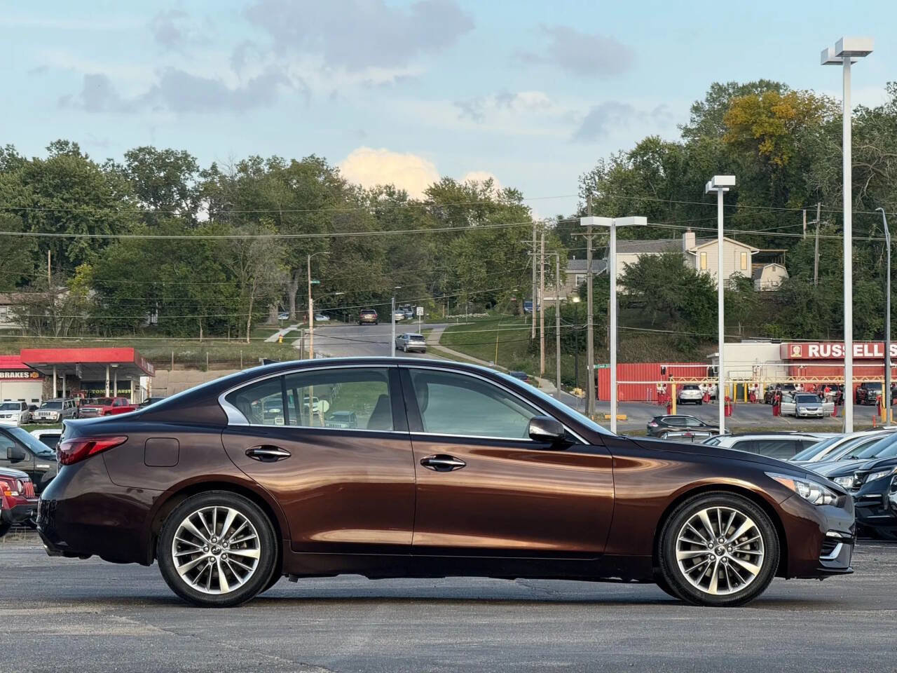 Used 2018 INFINITI Q50 Luxe w/ Essential Package (3.0T Luxe) image 8