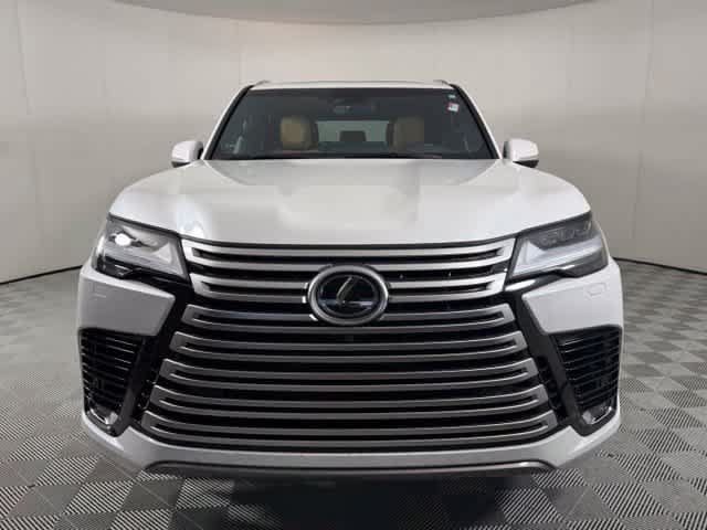 Used 2023 Lexus LX 600 4WD w/ Accessory Package (Z1) image 11