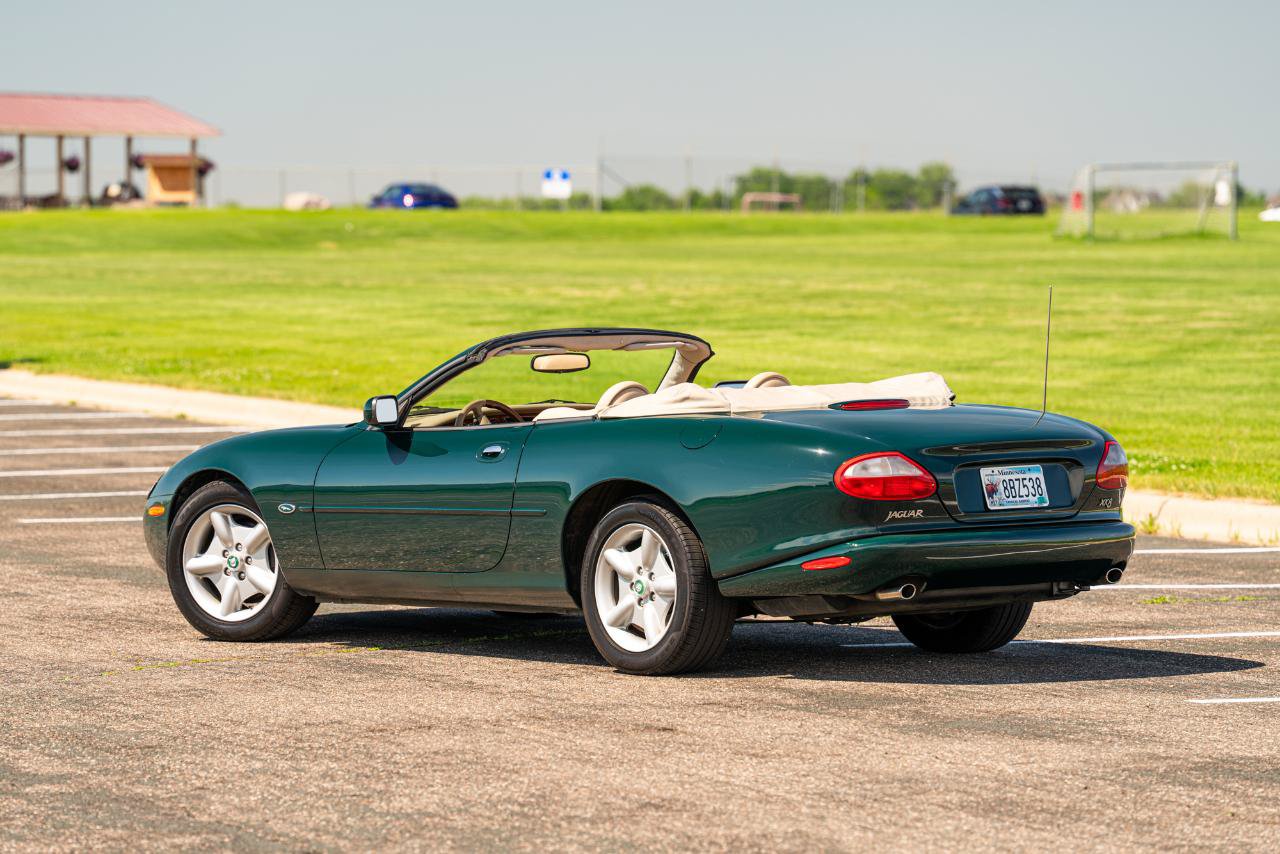 Used 1998 Jaguar XK8 Convertible RWD image 12