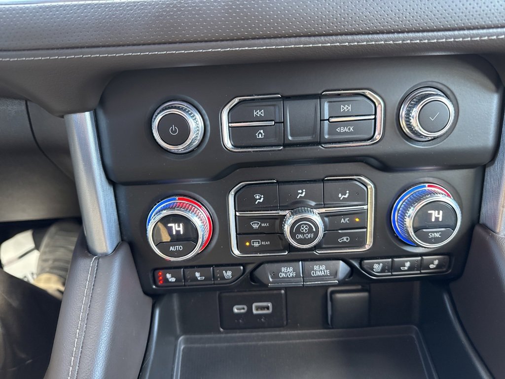 Used 2023 GMC Yukon SLT image 23