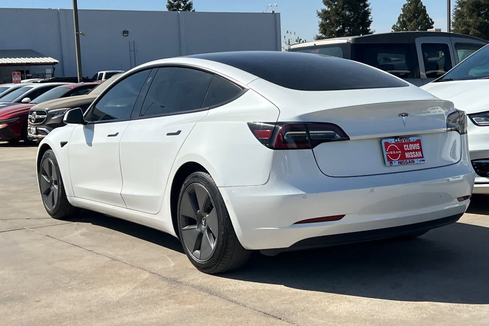 Used 2021 Tesla Model 3 Standard Range Plus RWD image 7