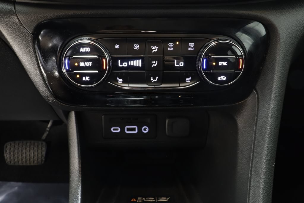 Used 2023 Buick Encore GX Essence w/ Advanced Technology Package AWD/4WD image 13