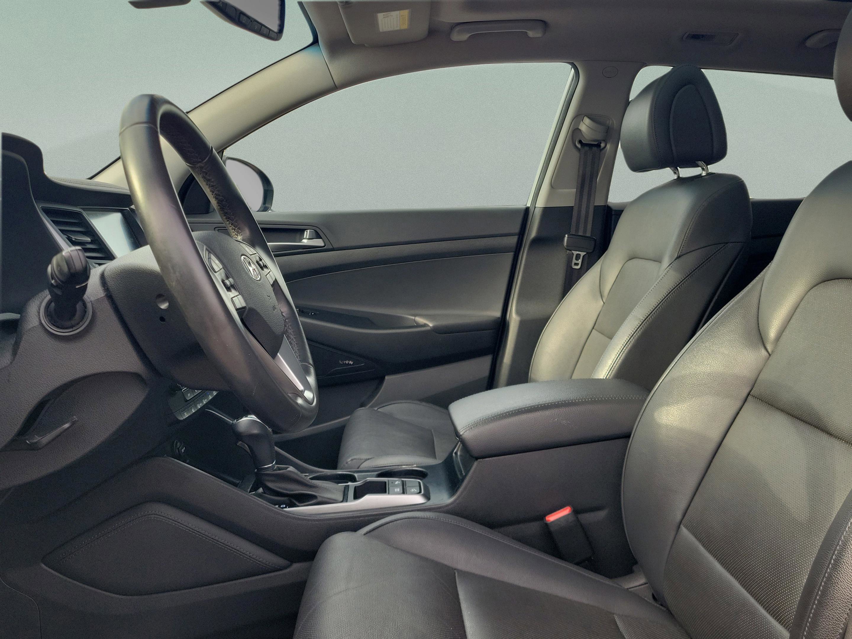 Used 2017 Hyundai Tucson Limited w/ Limited Ultimate Package 03 image 22