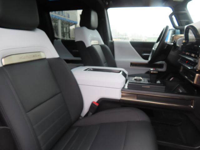 Used 2024 GMC Hummer EV 3X w/ Omega Edition image 43