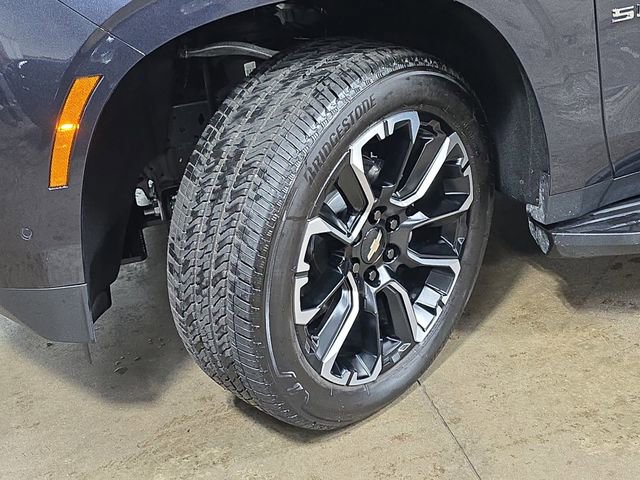 New 2025 Chevrolet Suburban Premier w/ Sun And Tow Package image 37