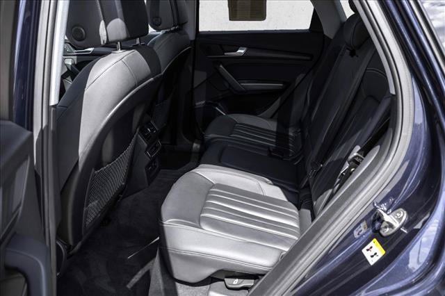 Used 2023 Audi Q5 2.0T Premium w/ Convenience Package AWD/4WD image 21