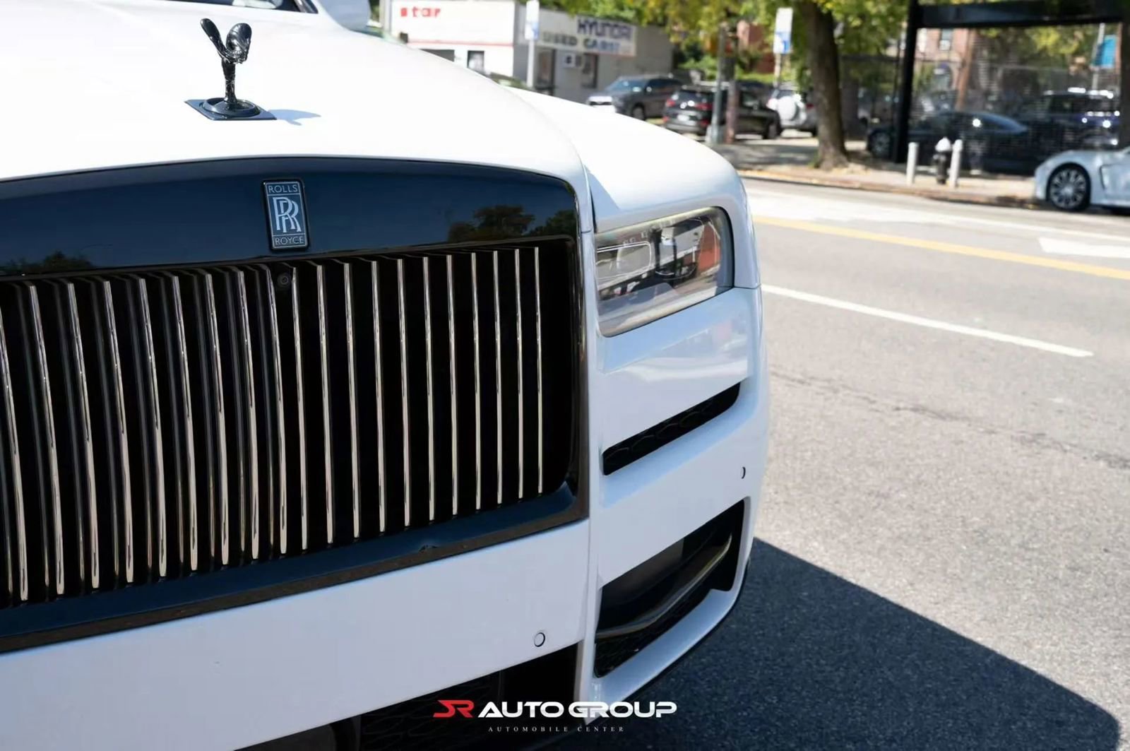 Used 2020 Rolls-Royce Cullinan Black Badge image 5