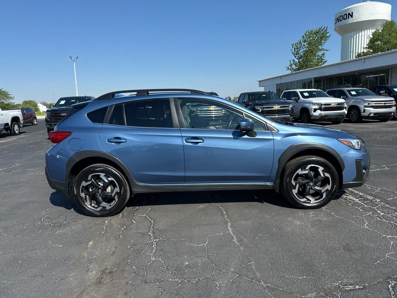 Used 2021 Subaru Crosstrek 2.5i Limited w/ Moonroof Package 1 AWD/4WD image 6
