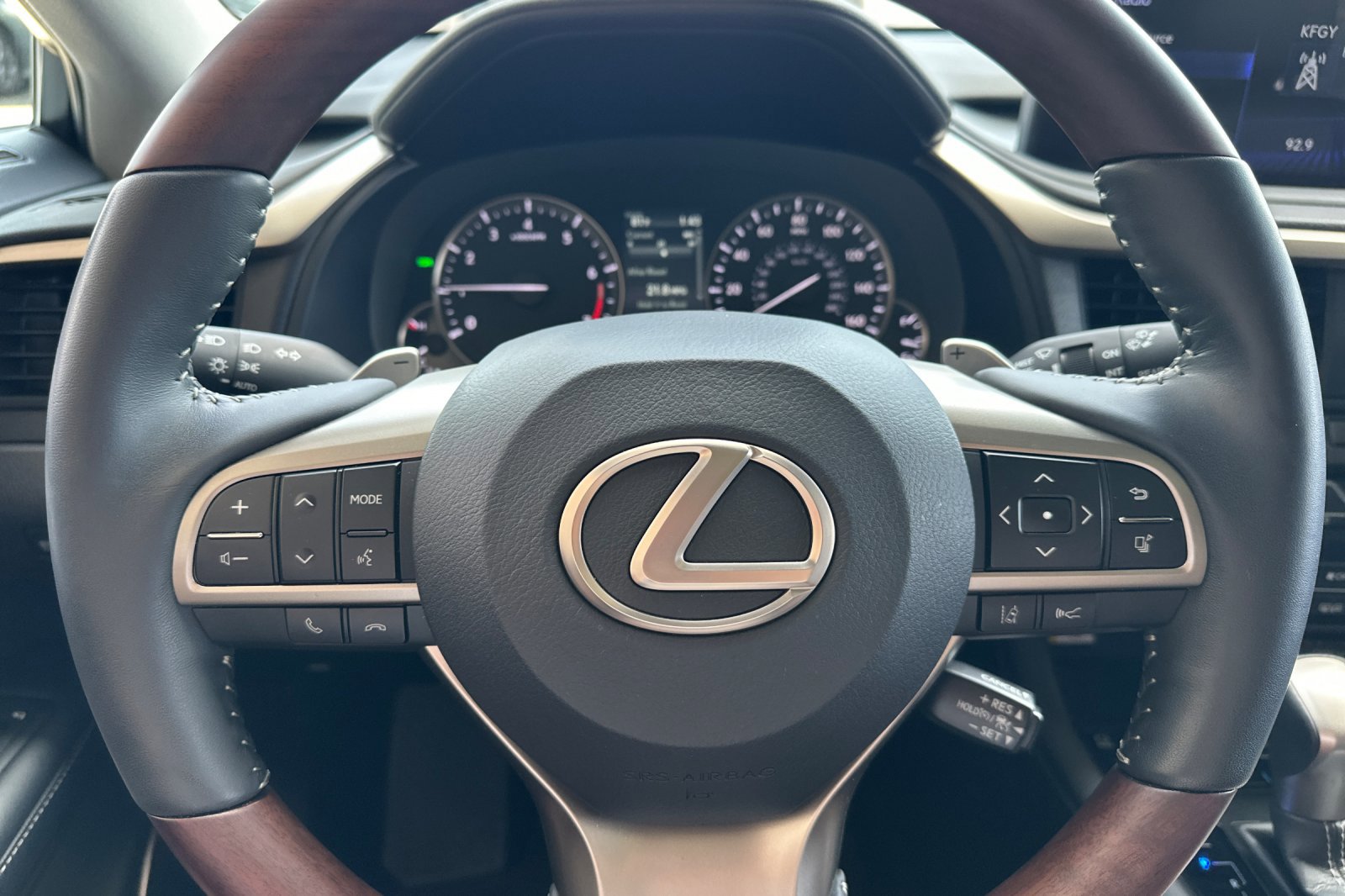 Used 2022 Lexus RX 350 AWD w/ Premium Package image 24