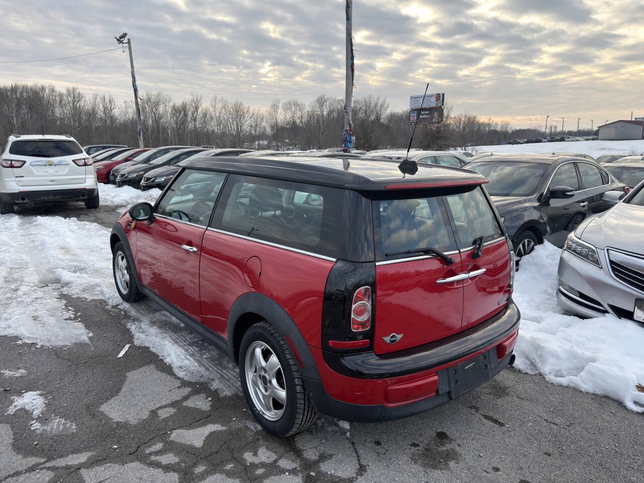 Used 2011 MINI Cooper Clubman FWD image 8