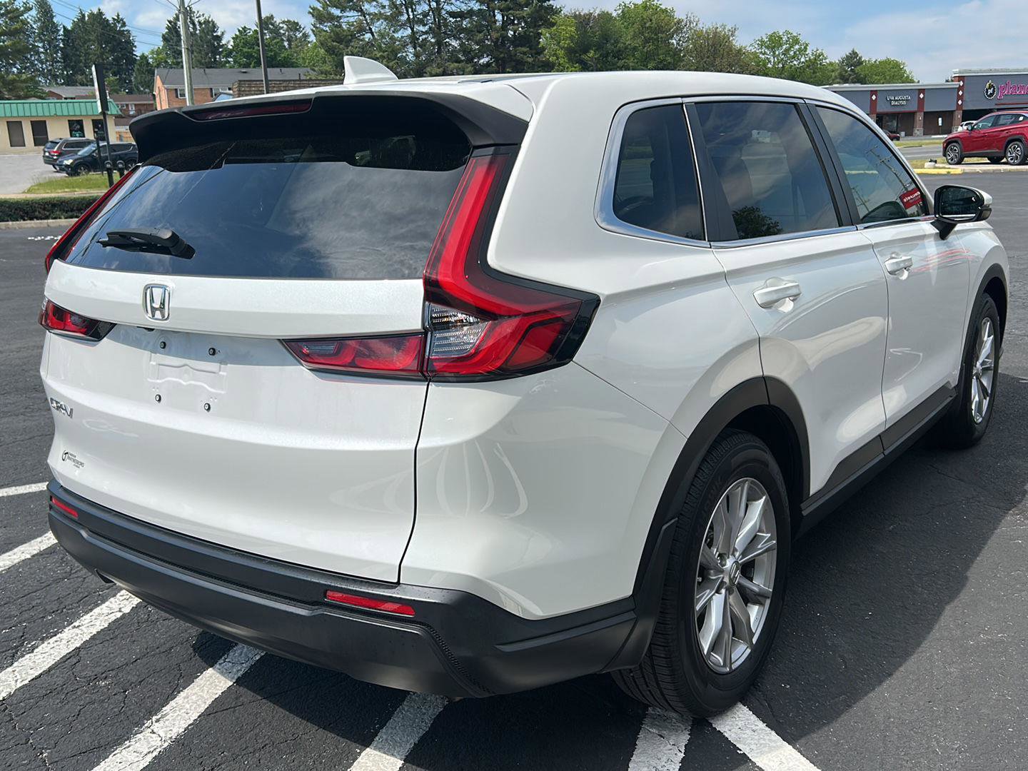 Used 2025 Honda CR-V EX image 9