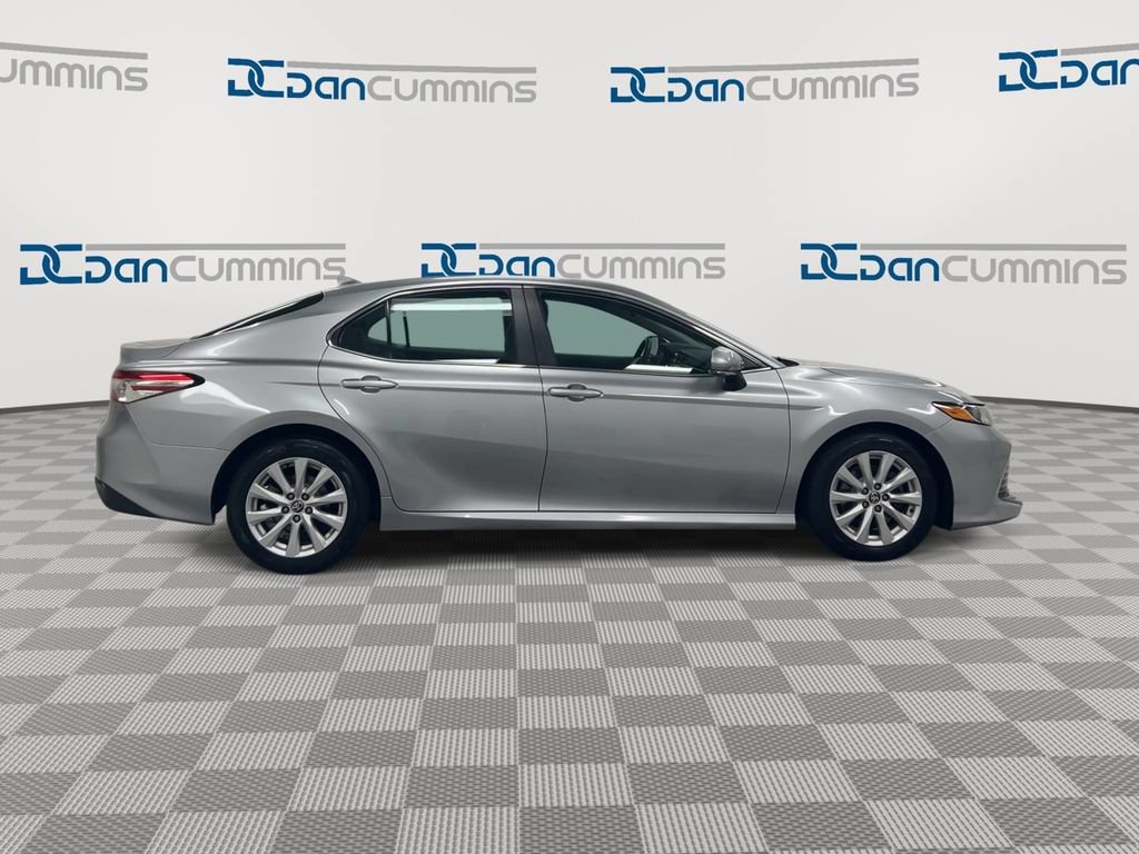 Used 2020 Toyota Camry LE w/ Convenience Package FWD image 9