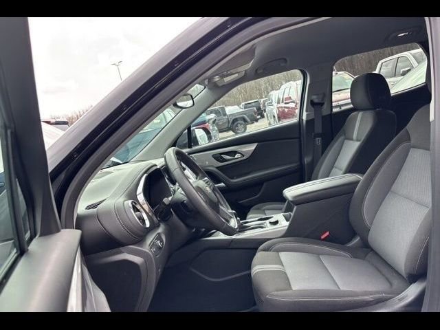 Certified 2024 Chevrolet Blazer LT w/ Convenience Package image 10