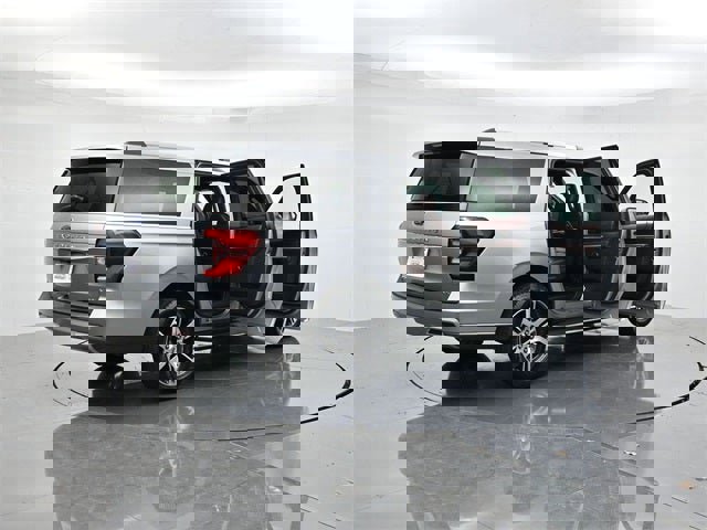 Used 2023 Ford Expedition Max Limited image 47