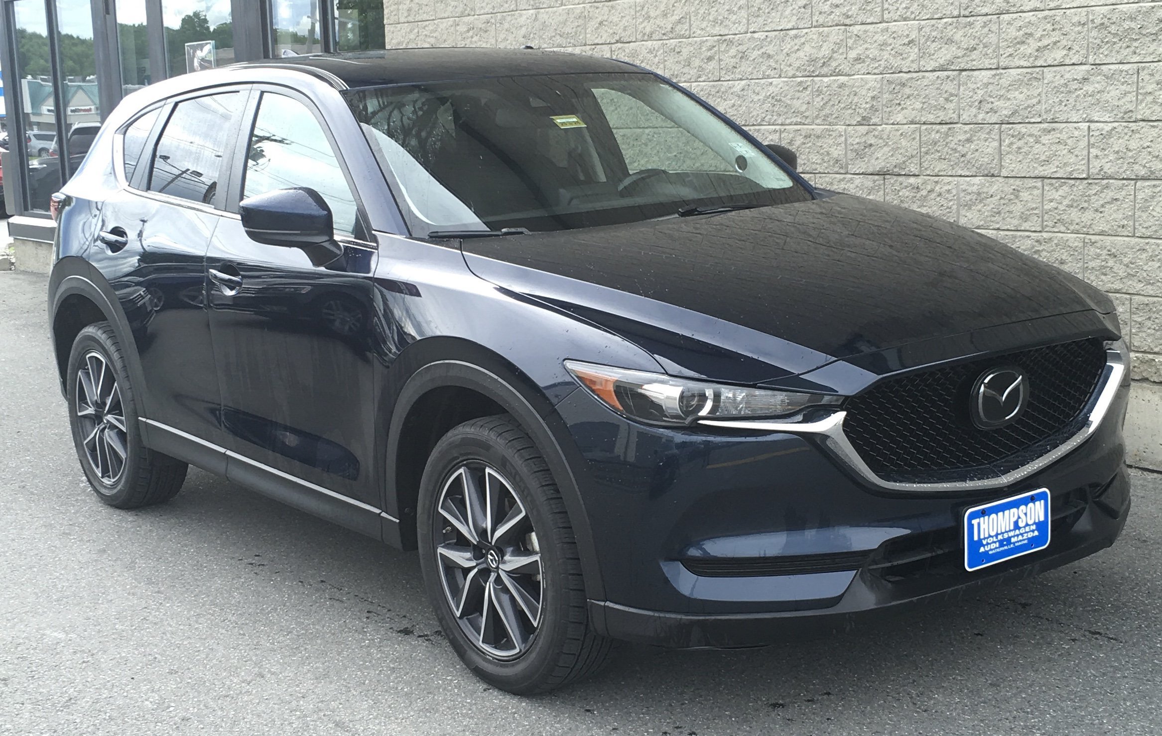 Used 2018 MAZDA CX-5 Touring w/ Preferred Equipment Package AWD/4WD image 1