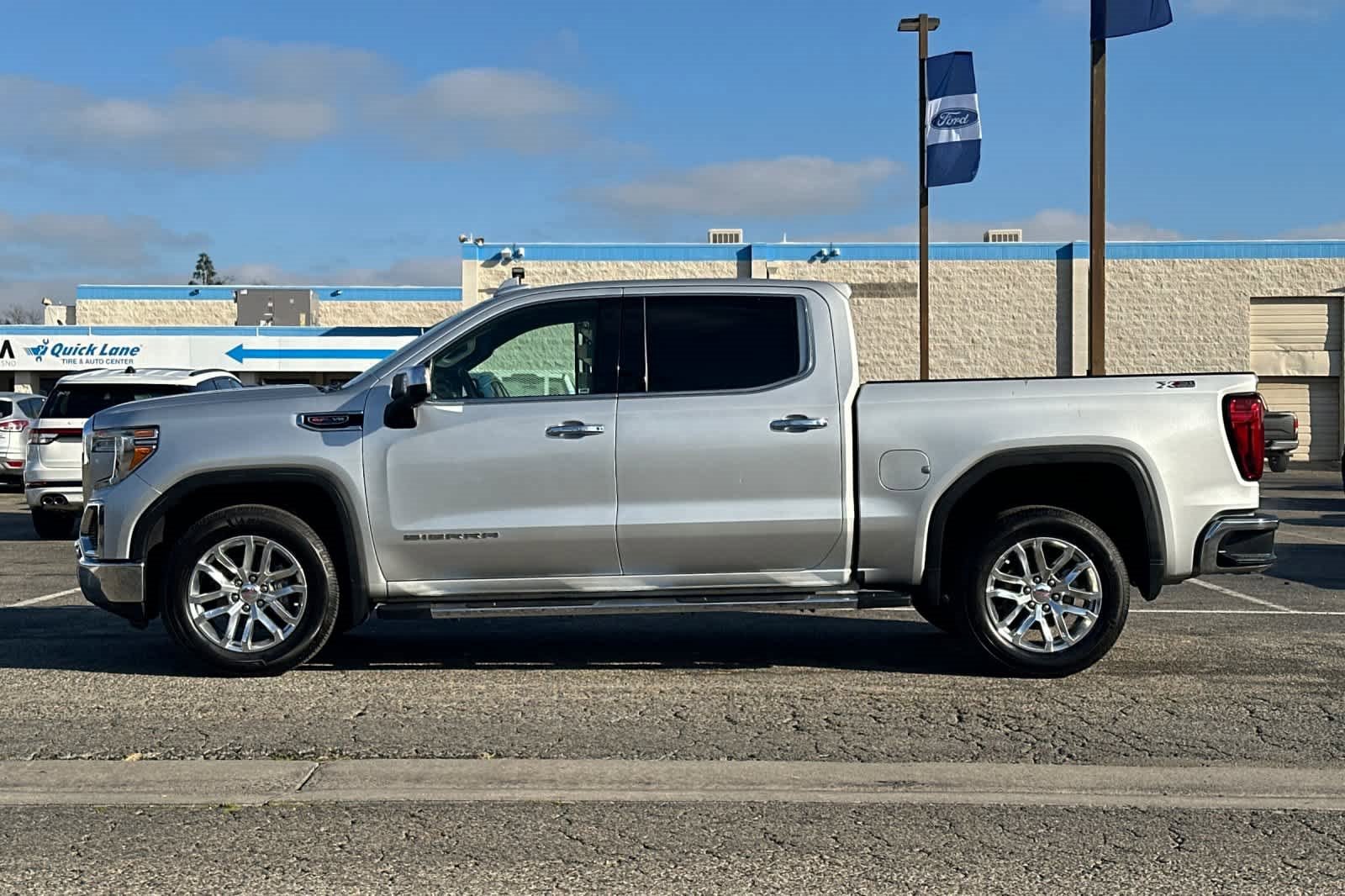 Used 2020 GMC Sierra 1500 SLT w/ SLT Premium Plus Package image 6