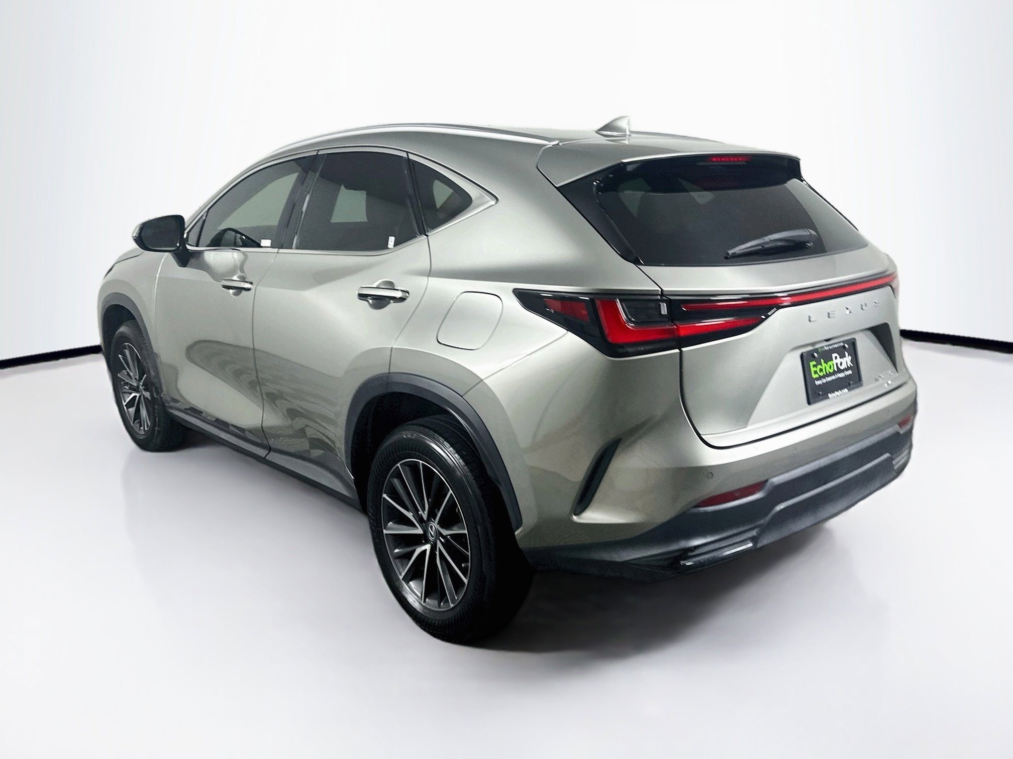 Used 2022 Lexus NX 350 AWD image 5