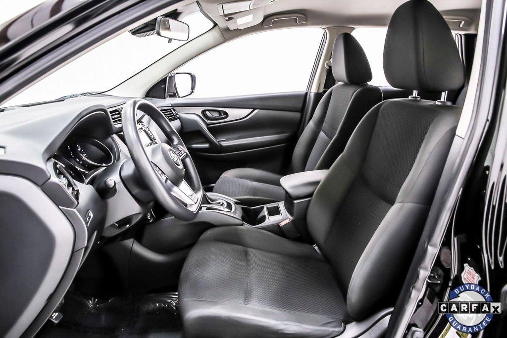 Used 2021 Nissan Rogue Sport S image 26