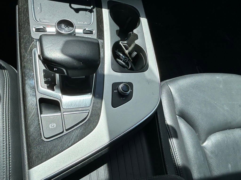 Used 2019 Audi Q7 2.0T Premium Plus w/ Premium Plus Package AWD/4WD image 23