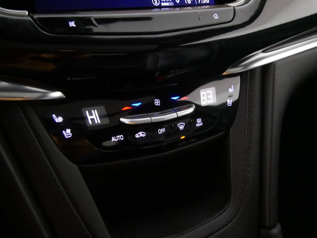 Used 2023 Cadillac XT6 Sport image 27