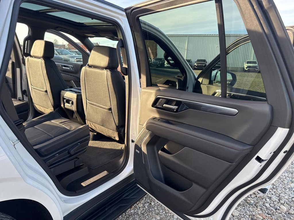 Used 2025 Chevrolet Tahoe RST w/ Comfort Package image 24