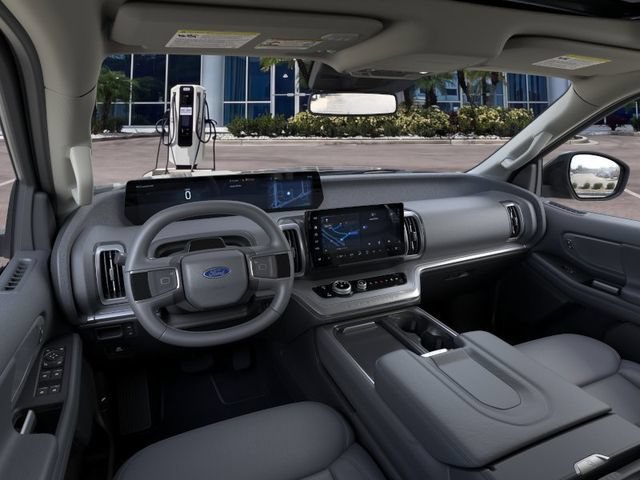 New 2026 Ford Expedition Active RWD image 9