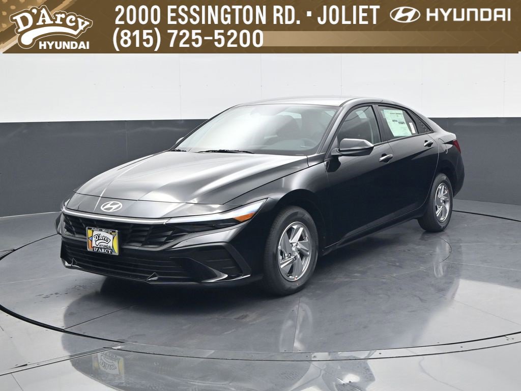 New 2025 Hyundai Elantra SE