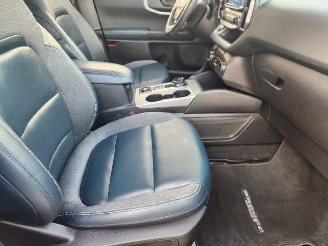 Used 2023 Ford Bronco Sport Outer Banks w/ Tech Package AWD/4WD image 15