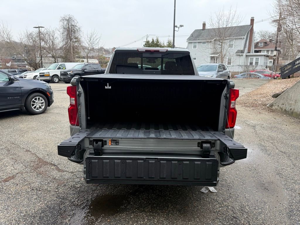 Used 2024 Chevrolet Silverado 1500 High Country image 5