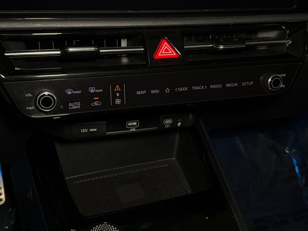 Certified 2023 Kia Niro Wave FWD image 34