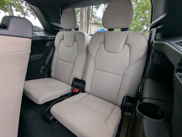 New 2026 Volvo XC90 B5 Core w/ Protection Package image 14