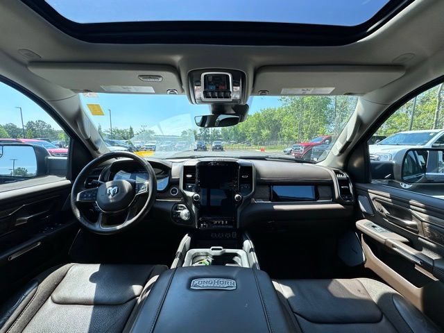 Used 2025 RAM 1500 Limited AWD/4WD image 2