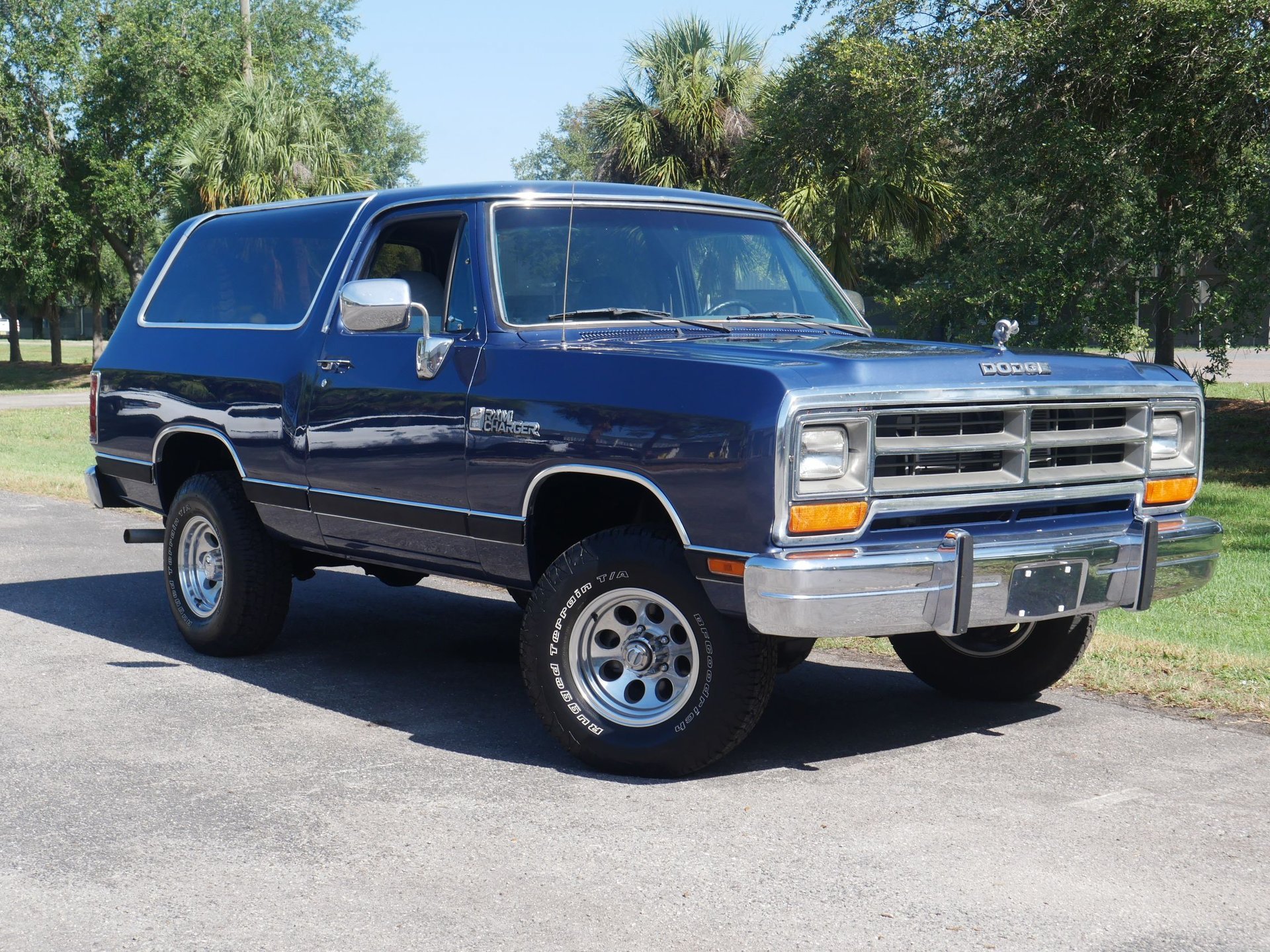 Used 1988 Dodge Ramcharger 4WD image 36
