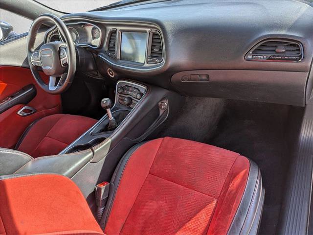 Used 2015 Dodge Challenger R/T Plus image 22