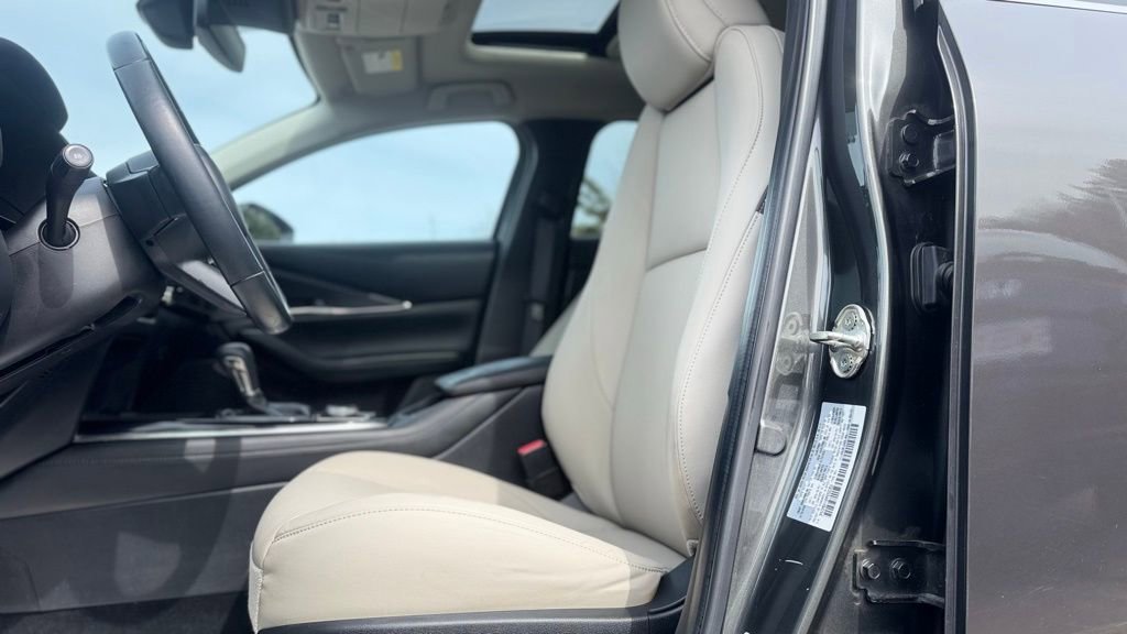 Used 2021 MAZDA CX-30 AWD 2.5 Turbo S image 18