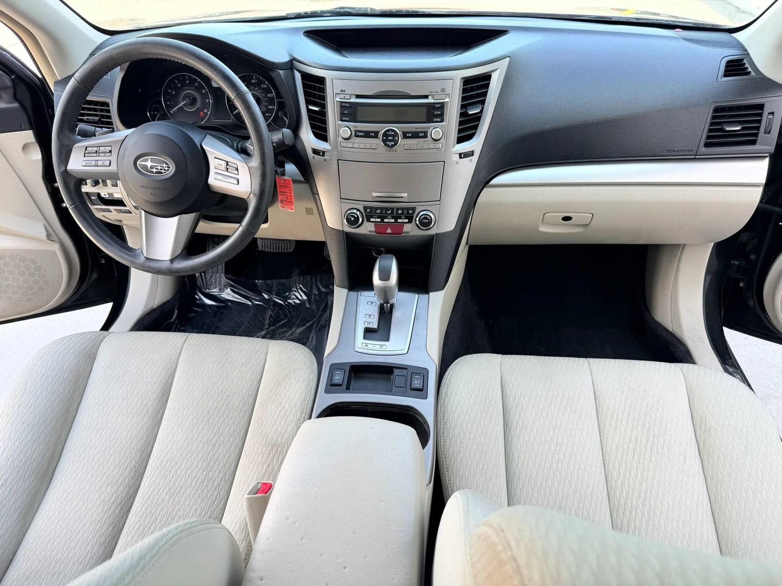 Used 2010 Subaru Outback 2.5i Premium AWD/4WD image 13