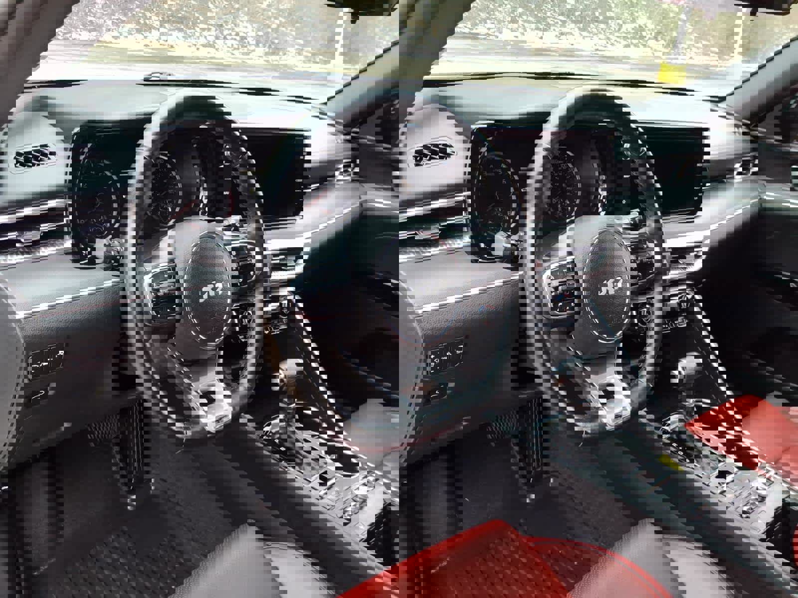 Used 2024 Kia K5 GT-Line image 10