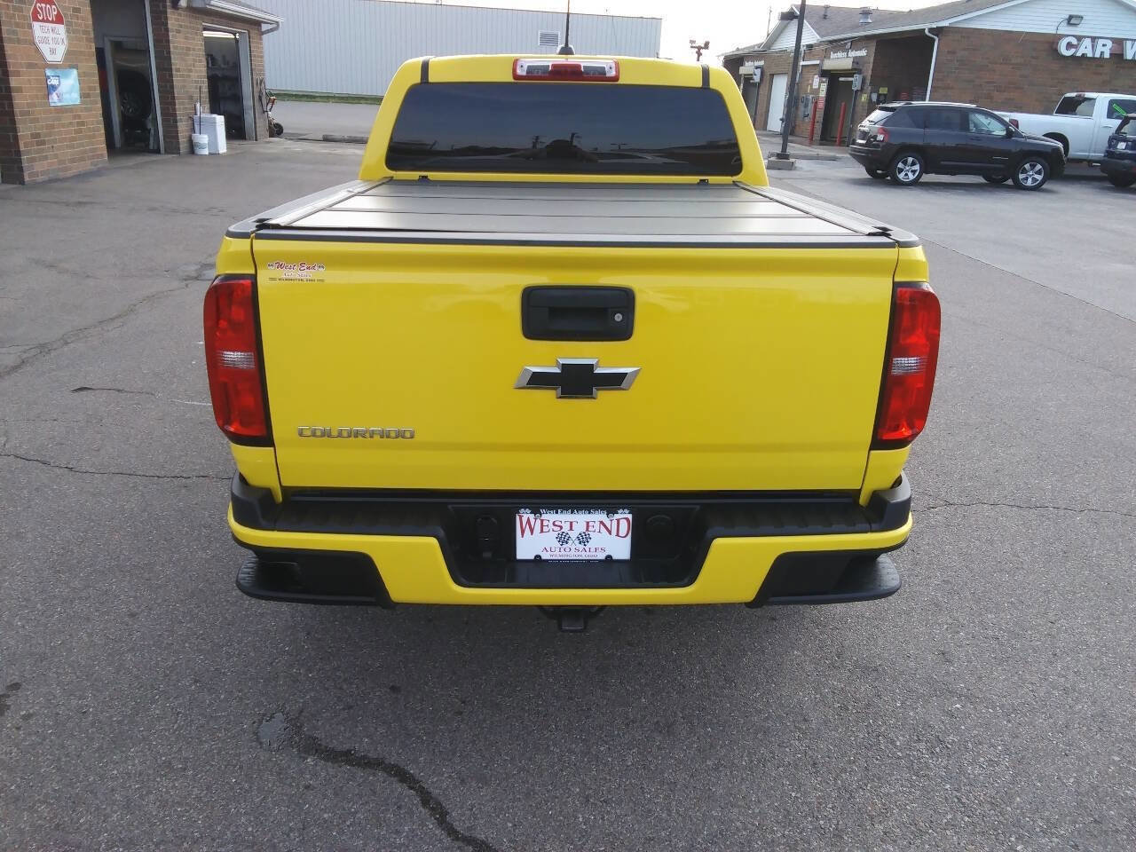 Used 2015 Chevrolet Colorado Z71 w/ Trail Boss Edition AWD/4WD image 6