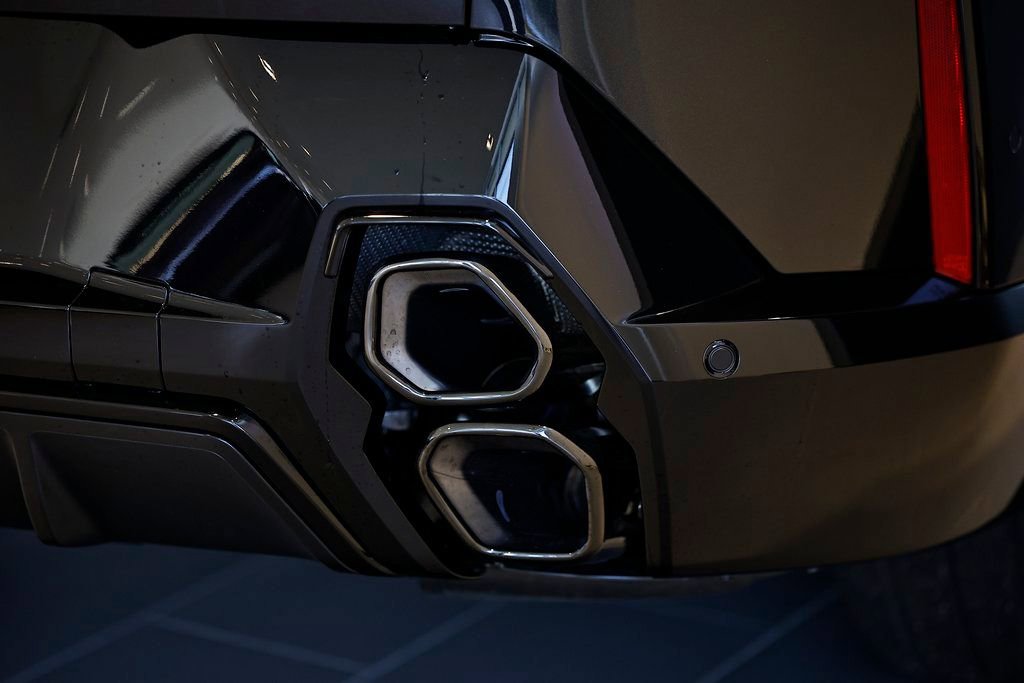 New 2026 BMW XM Label Red image 5