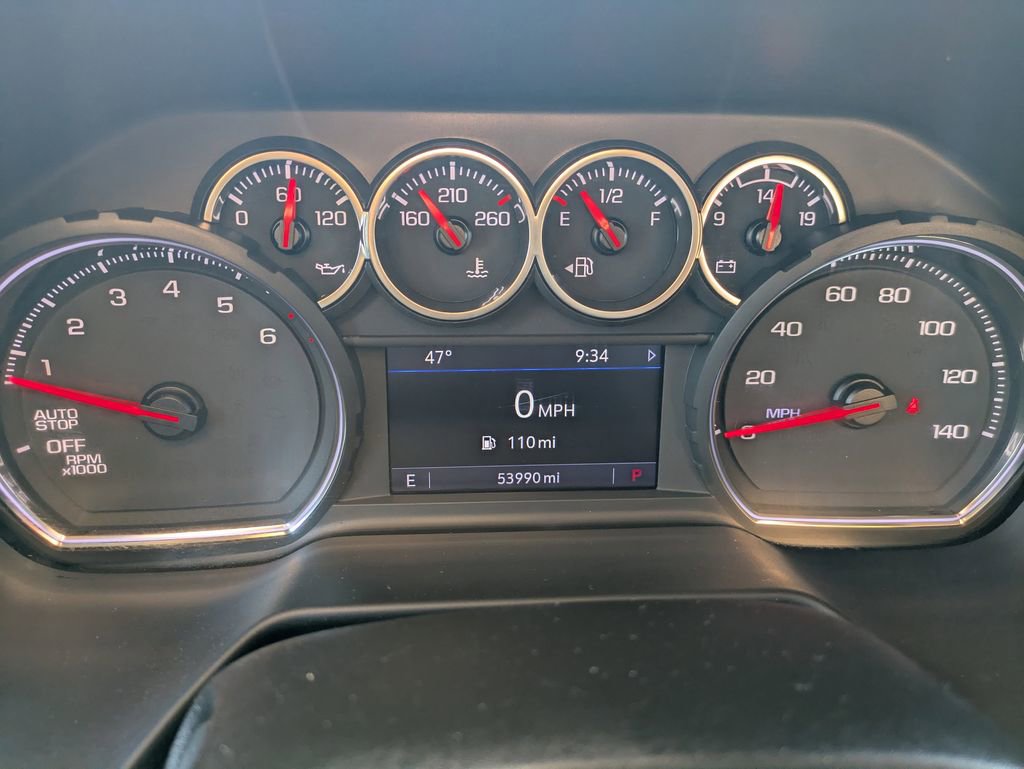 Used 2021 Chevrolet Suburban LS RWD image 28