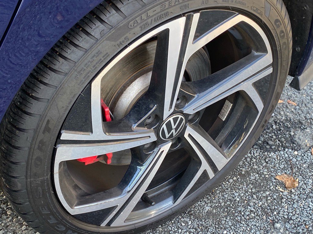 Certified 2024 Volkswagen GTI SE w/ SE Leather Seats Package image 20