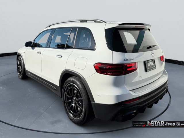 Used 2026 Mercedes-Benz GLB 35 AMG 4MATIC image 7